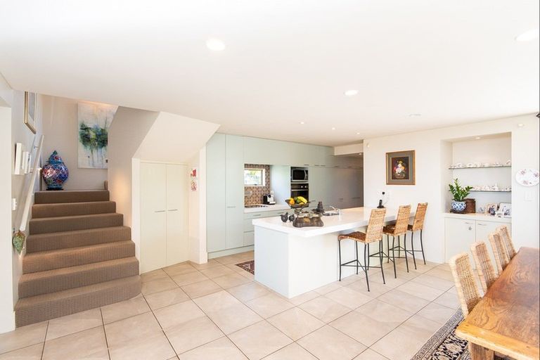 Photo of property in 47 Cumberland Rise, Taradale, Napier, 4112