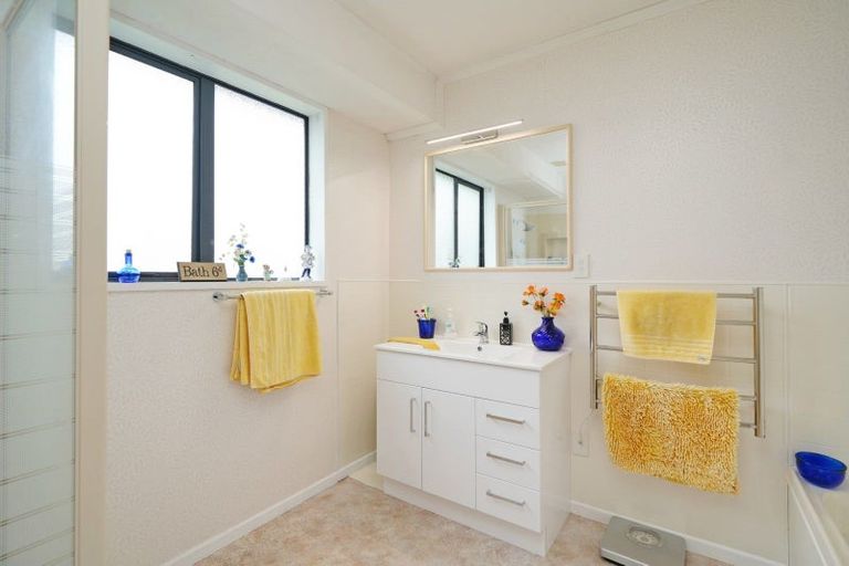 Photo of property in 132 Edinburgh Crescent, Waikiwi, Invercargill, 9810