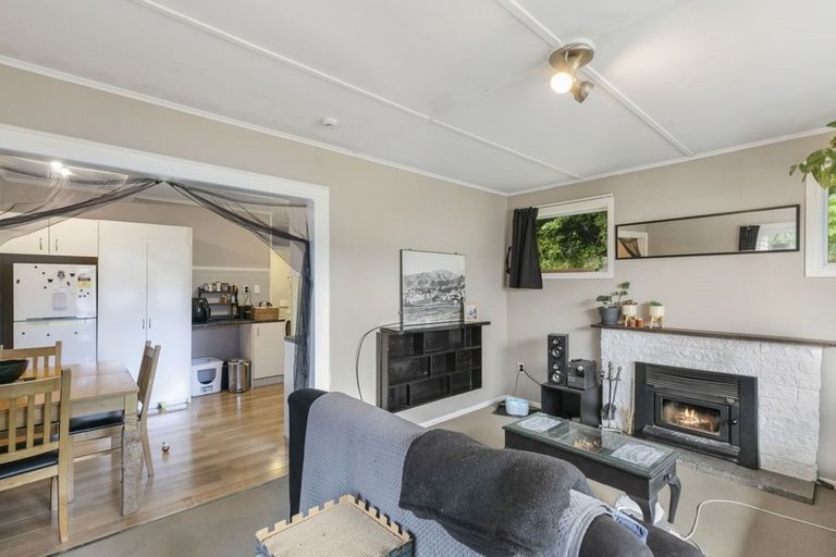 Photo of property in 20 Sunny Grove, Wainuiomata, Lower Hutt, 5014