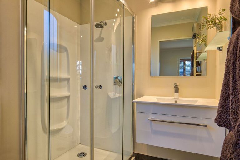 Photo of property in 85 Lagoon Avenue, Albert Town, Wanaka, 9305