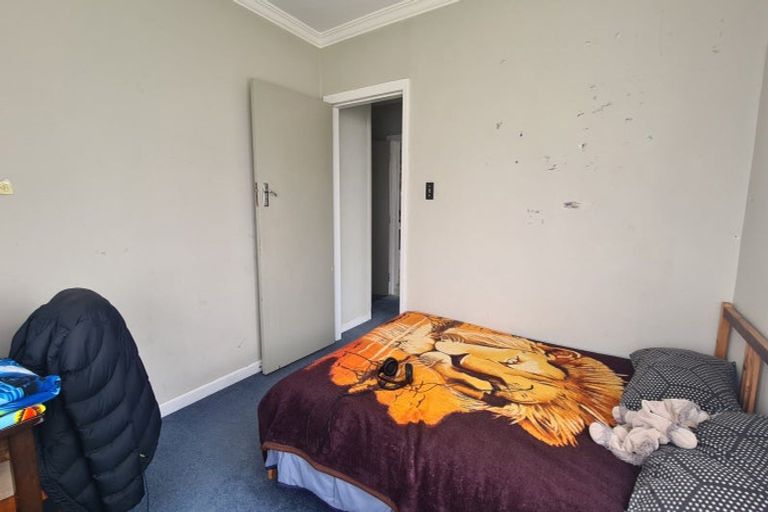 Photo of property in 10 Tennyson Street, Opunake, 4616