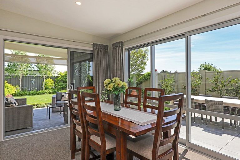 Photo of property in 16 Wanaka Place, Poraiti, Napier, 4112