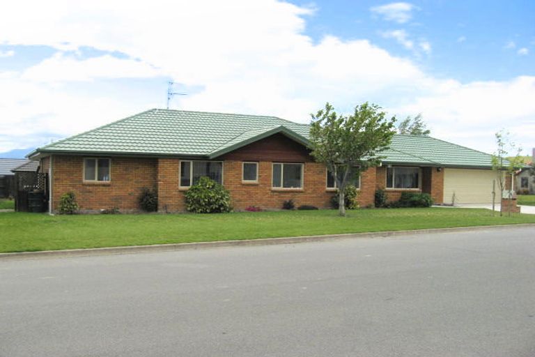 Photo of property in 2 Ashwood Drive, Witherlea, Blenheim, 7201