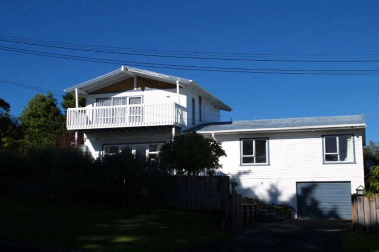 Photo of property in 2/4 Gibraltar Street, Howick, Auckland, 2014
