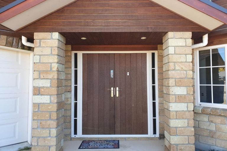 Photo of property in 9 Roderick Place, Rototuna, Hamilton, 3210