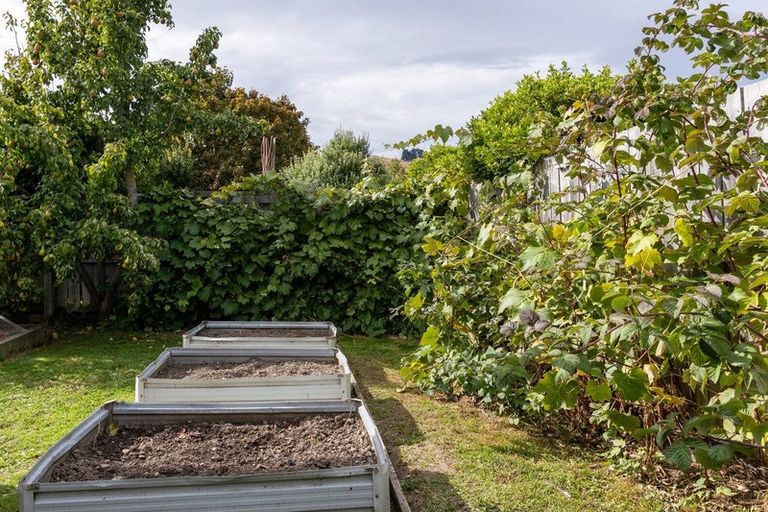 Photo of property in 10 Erskine Street, Lake Hayes, Queenstown, 9304