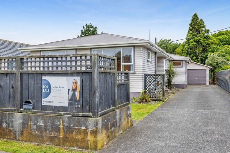 Photo of property in 9 Manawapou Road, Hawera, 4610
