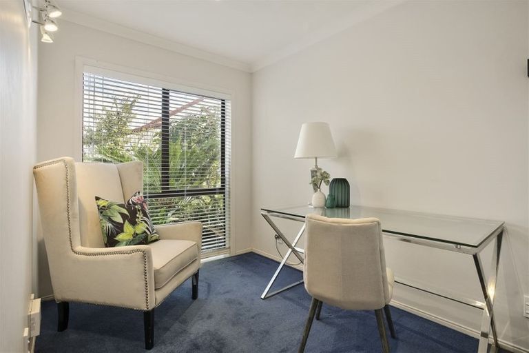 Photo of property in 11 Antilla Place, Half Moon Bay, Auckland, 2012