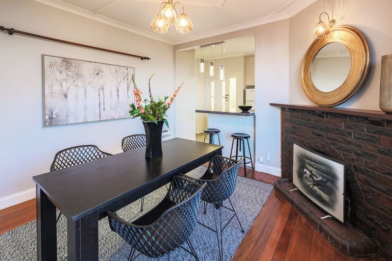 Photo of property in 90 Middleton Road, Kew, Dunedin, 9012