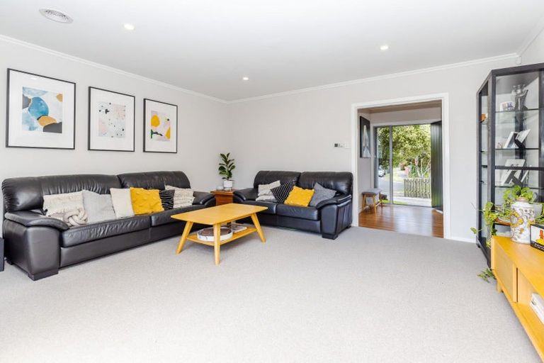 Photo of property in 21 Paulette Place, Queenwood, Hamilton, 3210