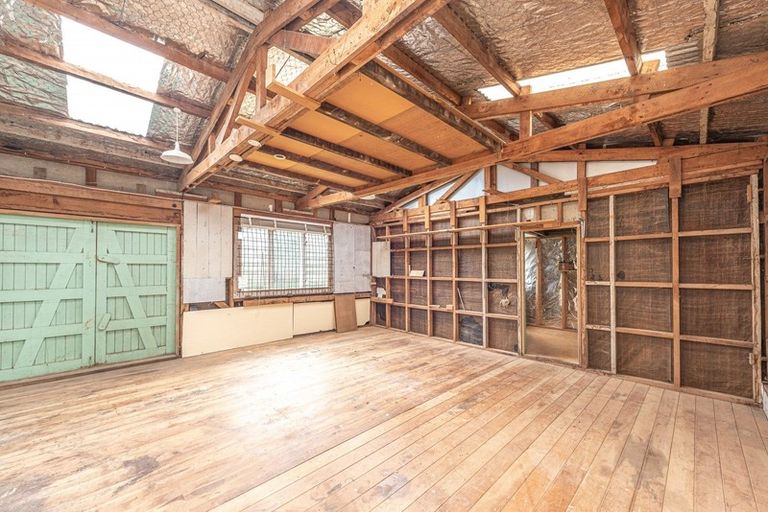 Photo of property in 6 Wordsworth Street, Gonville, Whanganui, 4501