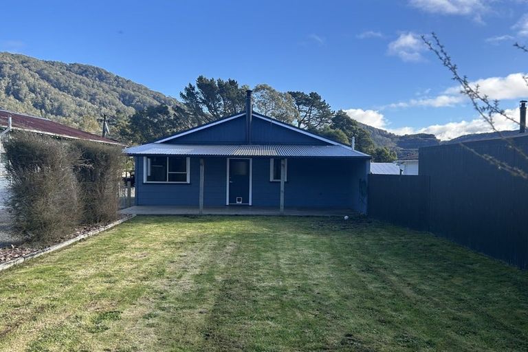 Photo of property in 7 Croft Place, Stillwater, Greymouth, 7805
