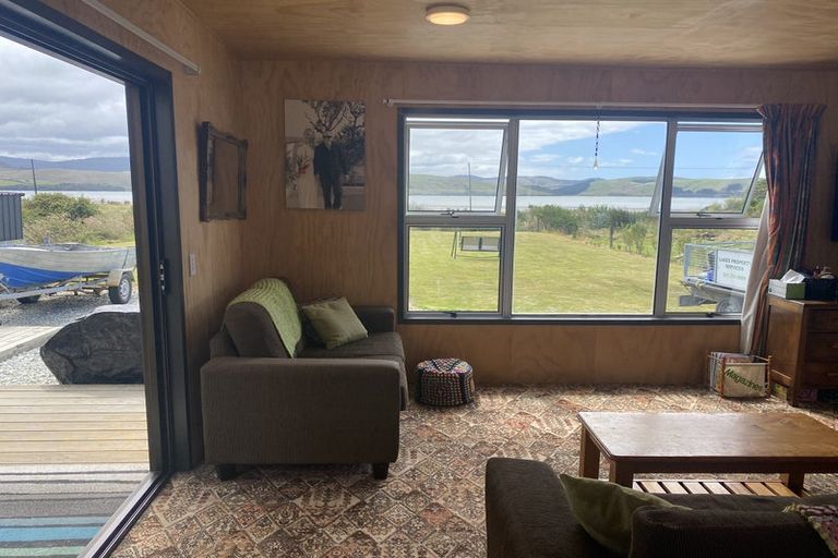 Photo of property in 11 Carrickfergus Street, Waikawa, Tokanui, 9884