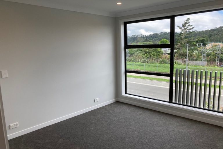 Photo of property in 19c O'meara Street, Swanson, Auckland, 0614
