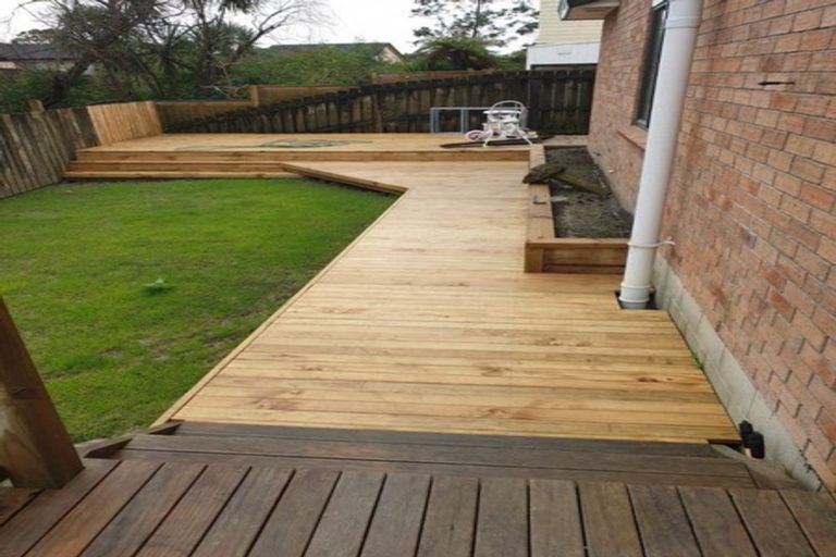 Photo of property in 15 Ali Place, Ranui, Auckland, 0612