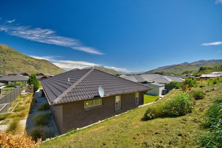 Photo of property in 25 Banbury Terrace, Lower Shotover, Queenstown, 9304