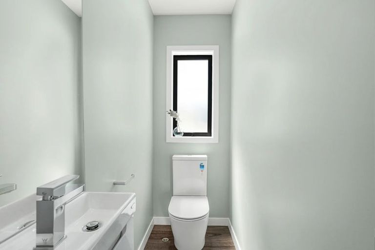 Photo of property in 8/15 Brook Street, Waiwhetu, Lower Hutt, 5010