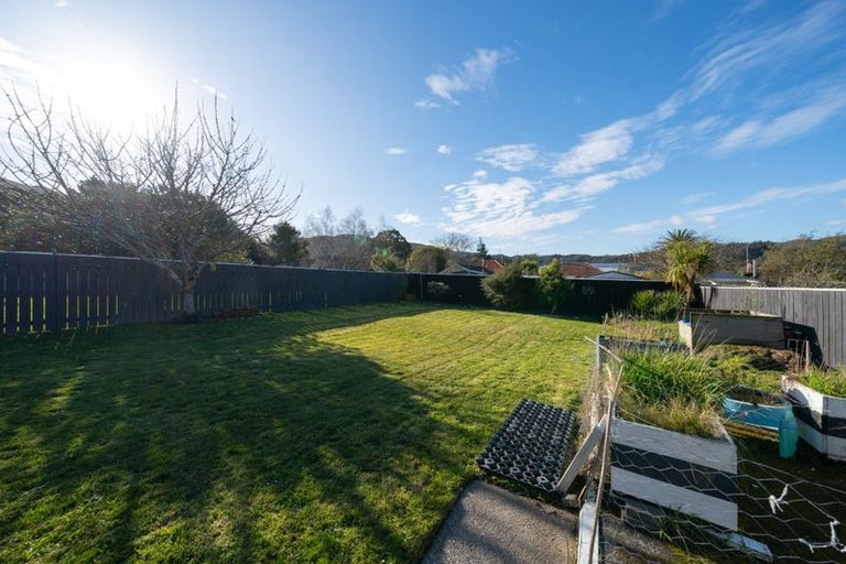 Photo of property in 62 Karaka Street, Wainuiomata, Lower Hutt, 5014