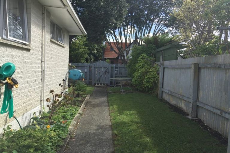 Photo of property in 52 Queens Grove, Hutt Central, Lower Hutt, 5010
