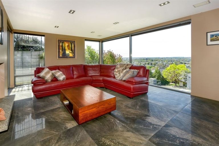 Photo of property in 55 Rossmore Terrace, Cashmere, Christchurch, 8022