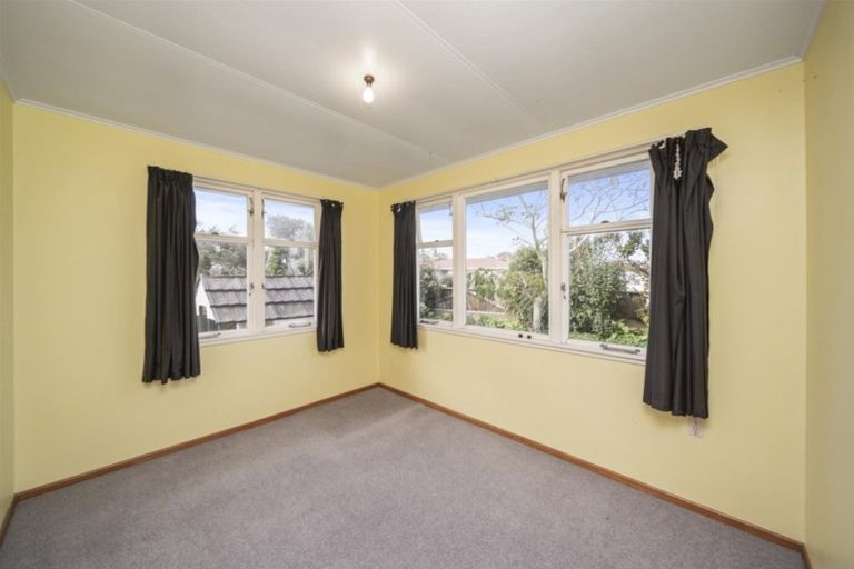 Photo of property in 78 Reid Avenue, Hawera, 4610