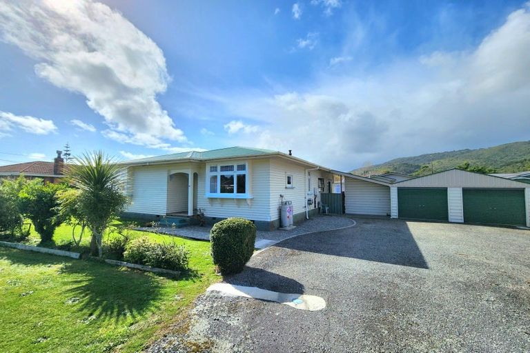 Photo of property in 59 Marlborough Street, Greymouth, 7805