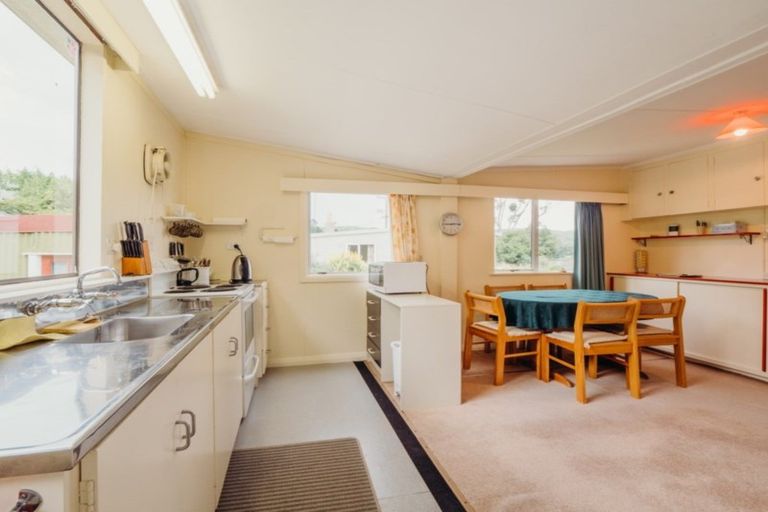 Photo of property in 940 Harington Point Road, Harington Point, Dunedin, 9077