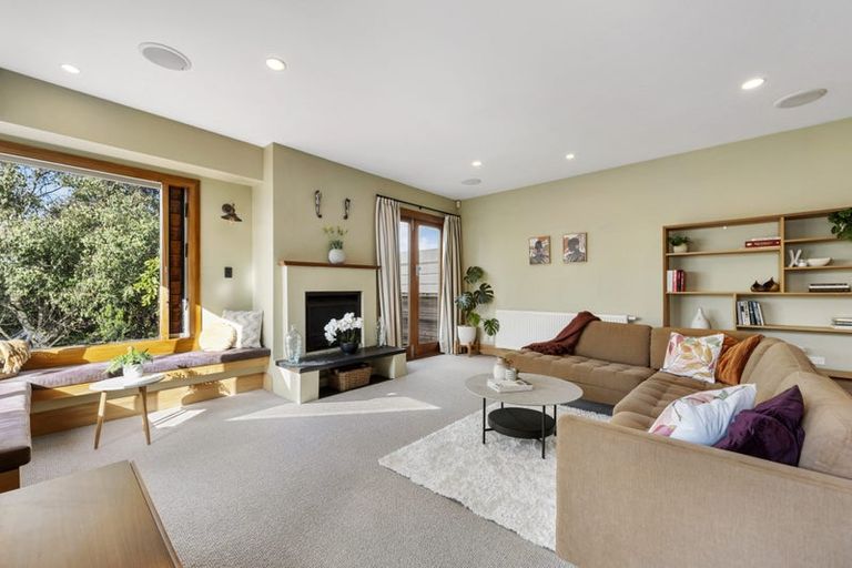 Photo of property in 29 Grant Road, Thorndon, Wellington, 6011