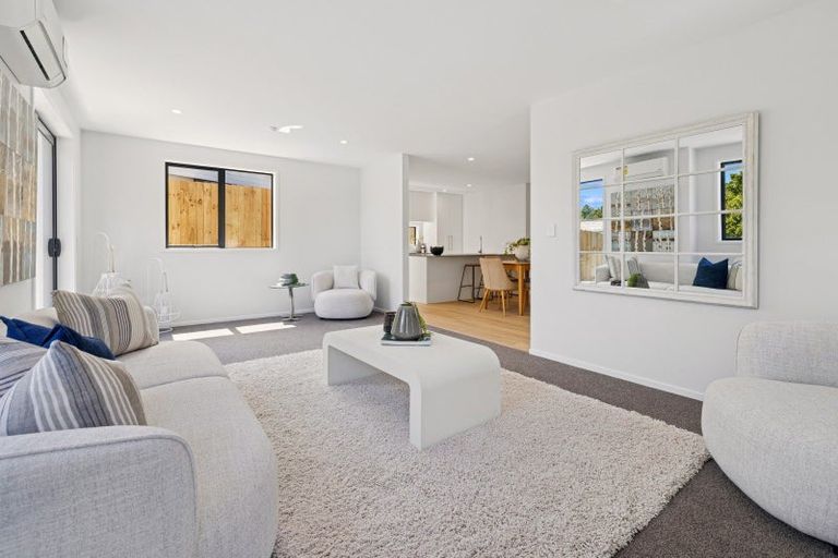 Photo of property in 24a Salem Place, Torbay, Auckland, 0630