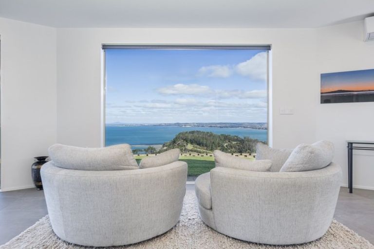 Photo of property in 995 Hibiscus Coast Highway, Waiwera, Orewa, 0994