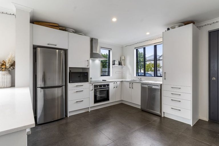 Photo of property in 22 Bellbird Street, Papakura, 2110