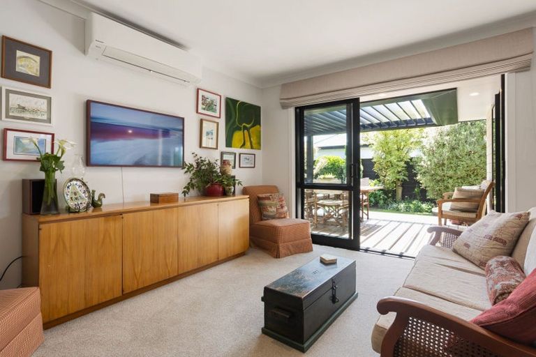 Photo of property in 4 Webber Street, Cambridge, 3434