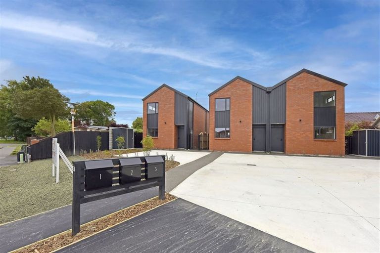 Photo of property in 1/31 Athol Terrace, Upper Riccarton, Christchurch, 8041