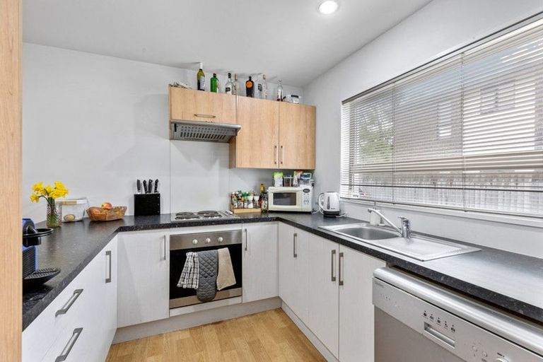 Photo of property in 4/75 Burke Street, Addington, Christchurch, 8024