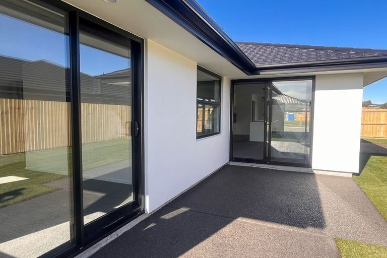 Photo of property in 12 Ned Place, Halswell, Christchurch, 8025