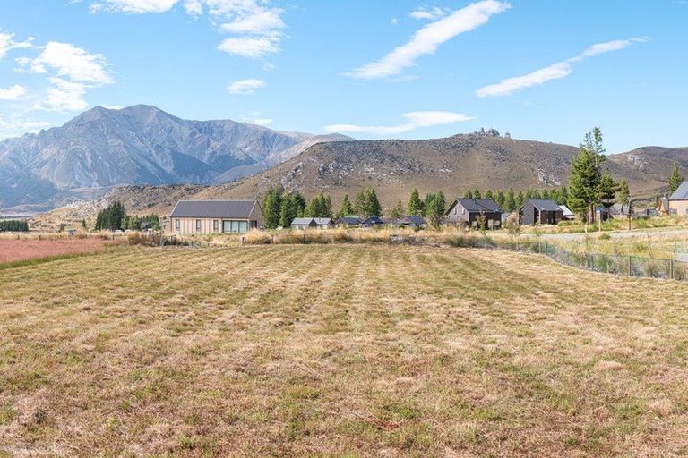 Photo of property in 32 Luge Loop, Castle Hill, 7580