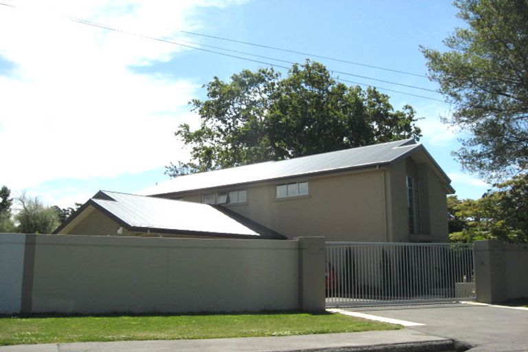 Photo of property in 37 Wairarapa Terrace, Merivale, Christchurch, 8014