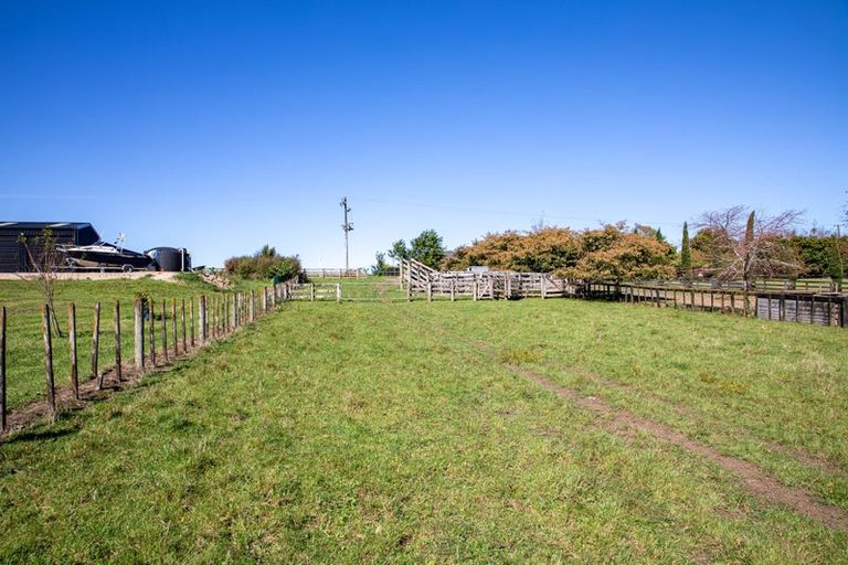 Photo of property in 16 Woolrich Road, Te Kowhai, Hamilton, 3288