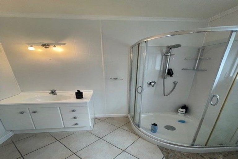 Photo of property in 63a Castor Road, Castor Bay, Auckland, 0620