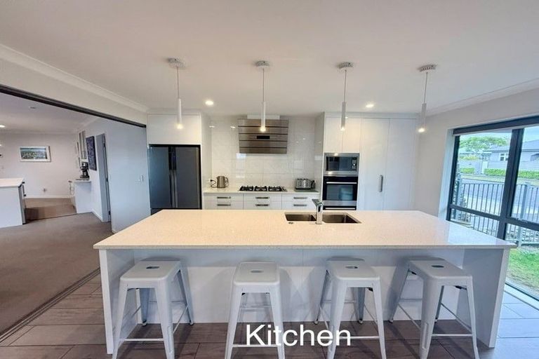 Photo of property in 27 Titoki Street, Palmerston North, 4414