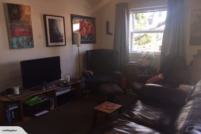 Photo of property in 369 Triangle Road, Henderson, Auckland, 0610