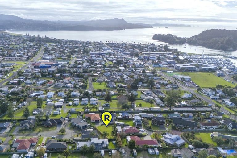 Photo of property in 23 Cobham Lane, Whitianga, 3510