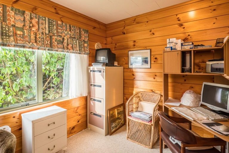 Photo of property in 37 Parata Street, Waikanae, 5036