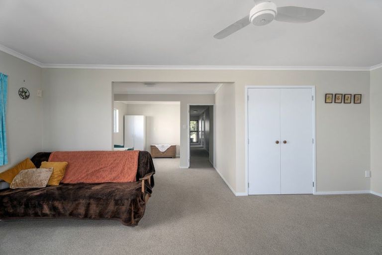 Photo of property in 42 Banks Street, Cooks Beach, Whitianga, 3591