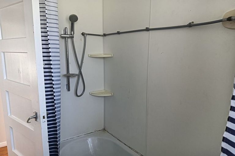 Photo of property in 4 Bertram Grove, Naenae, Lower Hutt, 5011