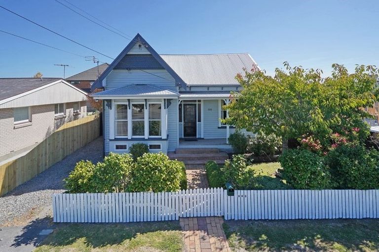 Photo of property in 505 Barbadoes Street, Edgeware, Christchurch, 8013