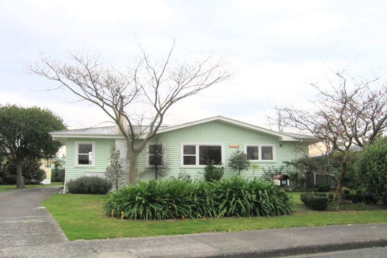 Photo of property in 11 Trent Street, Taradale, Napier, 4112