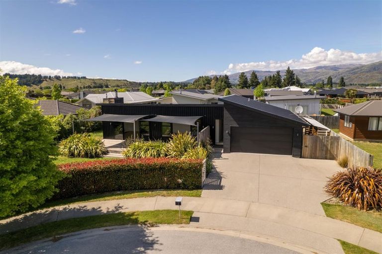 Photo of property in 3 Hebe Court, Albert Town, Wanaka, 9305