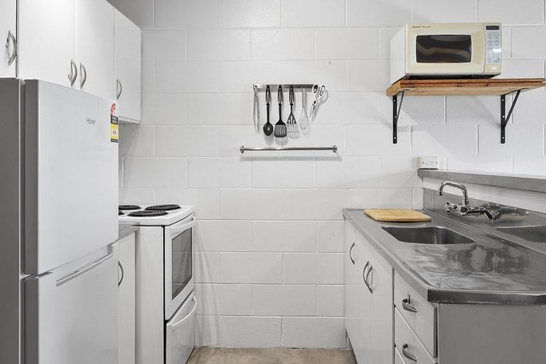 Photo of property in 164 Frankley Road, Frankleigh Park, New Plymouth, 4310