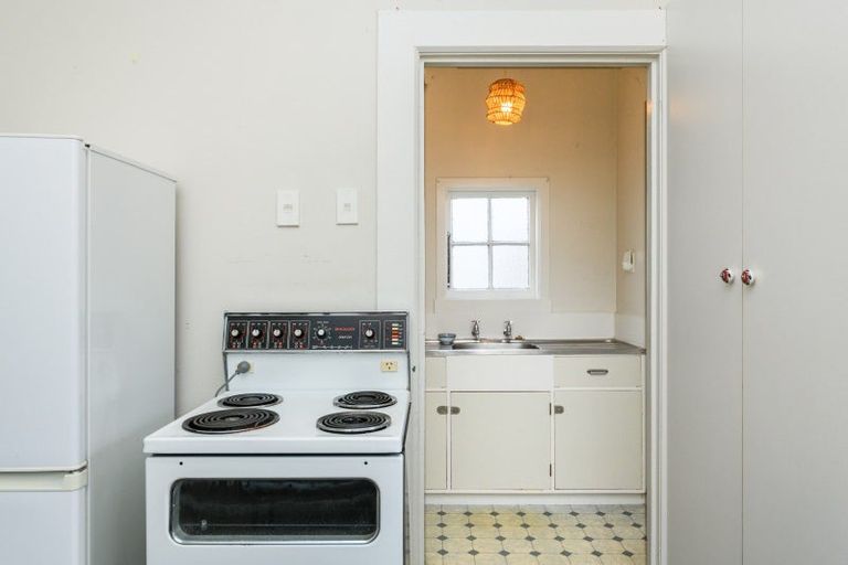 Photo of property in 6 Joseph Street, West End, Palmerston North, 4412